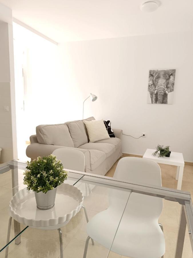 Sherry Suites V Apartamentos Parking Gratuito Jerez de la Frontera Ngoại thất bức ảnh